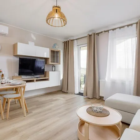 Pet-friendly With Air Conditioning Jagiellonska By Renters
