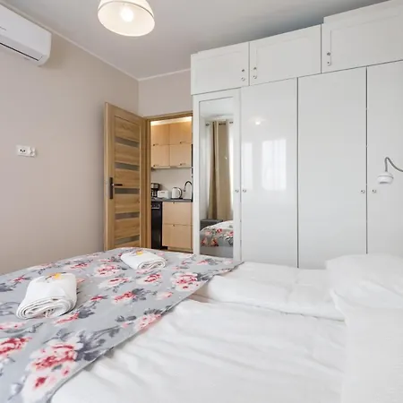 Pet-friendly With Air Conditioning Jagiellonska By Renters * Darłowo