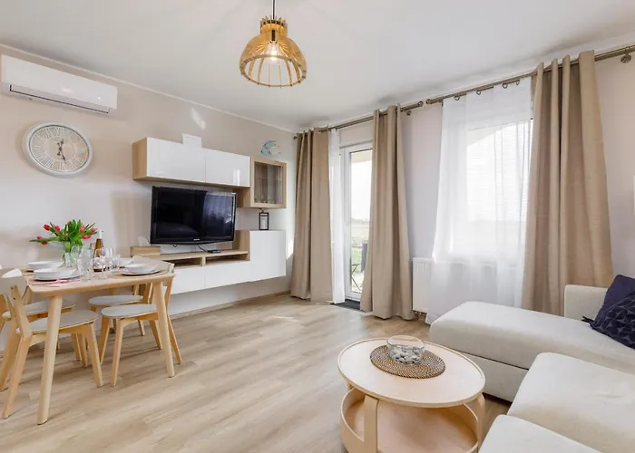 Pet-friendly With Air Conditioning Jagiellonska By Renters